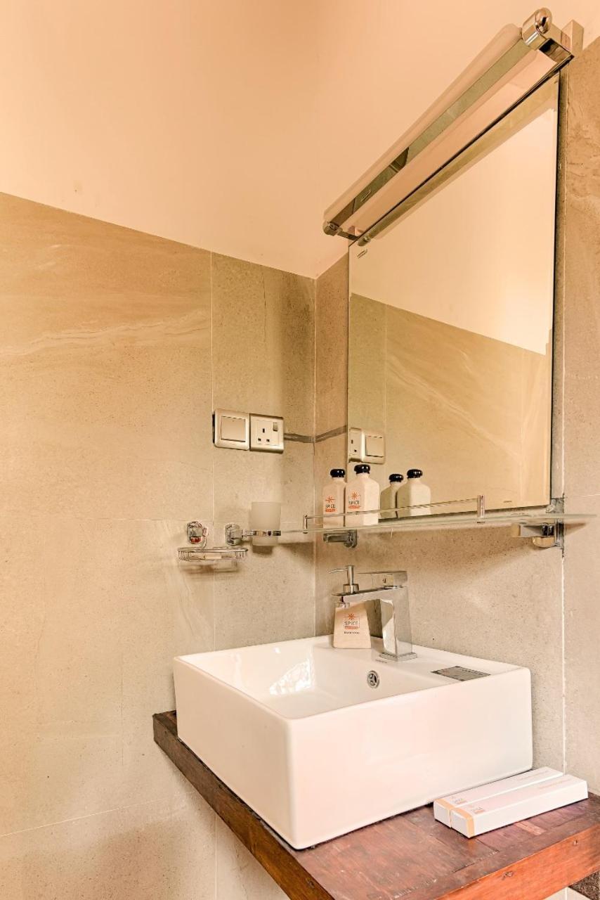 Spice Ella Hotel Екстериор снимка